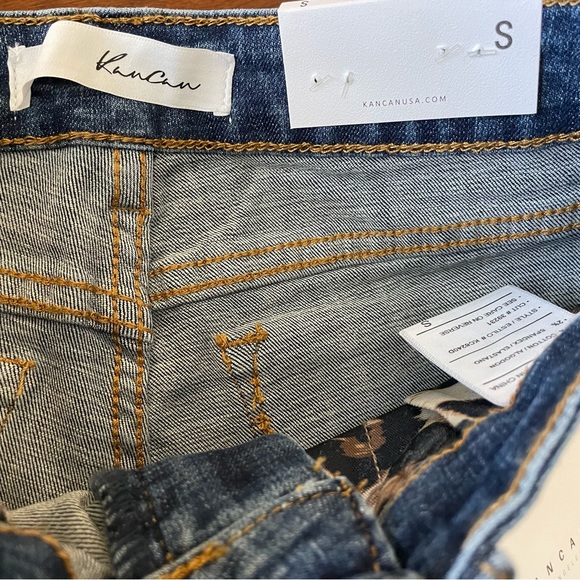 Kancan shorts with raw hem and leopard pockets - Picture 5 of 5